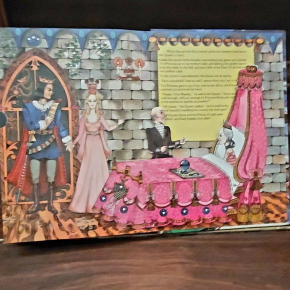 PRINCESS TO THE RESCUE: A POP UP BOOK - Picture 2 of 5